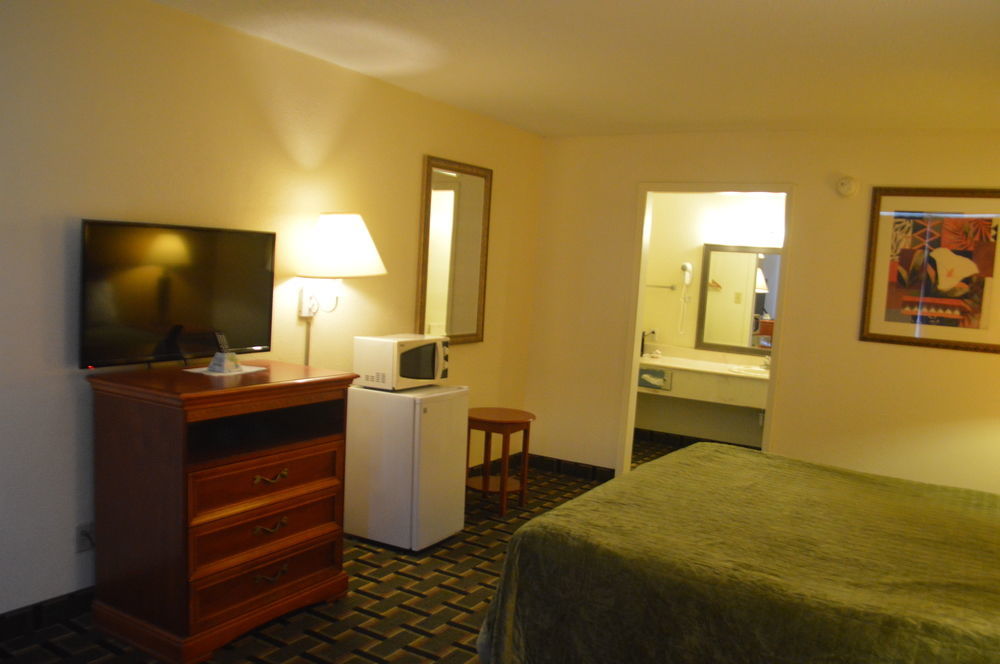 Rodeway Inn Denmark-Jackson Eksteriør bilde