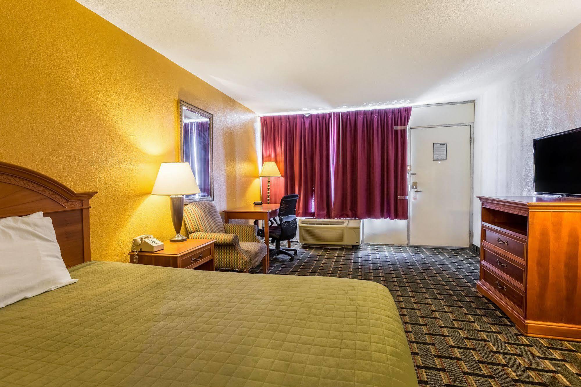 Rodeway Inn Denmark-Jackson Eksteriør bilde