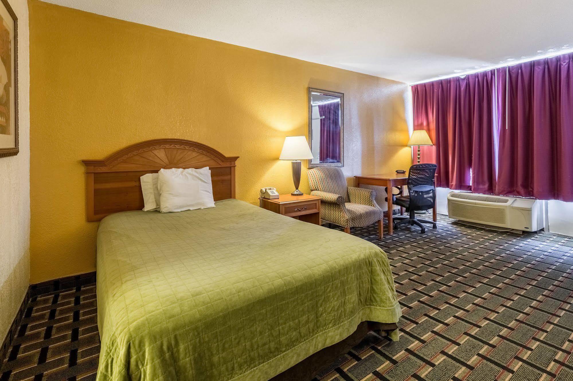 Rodeway Inn Denmark-Jackson Eksteriør bilde