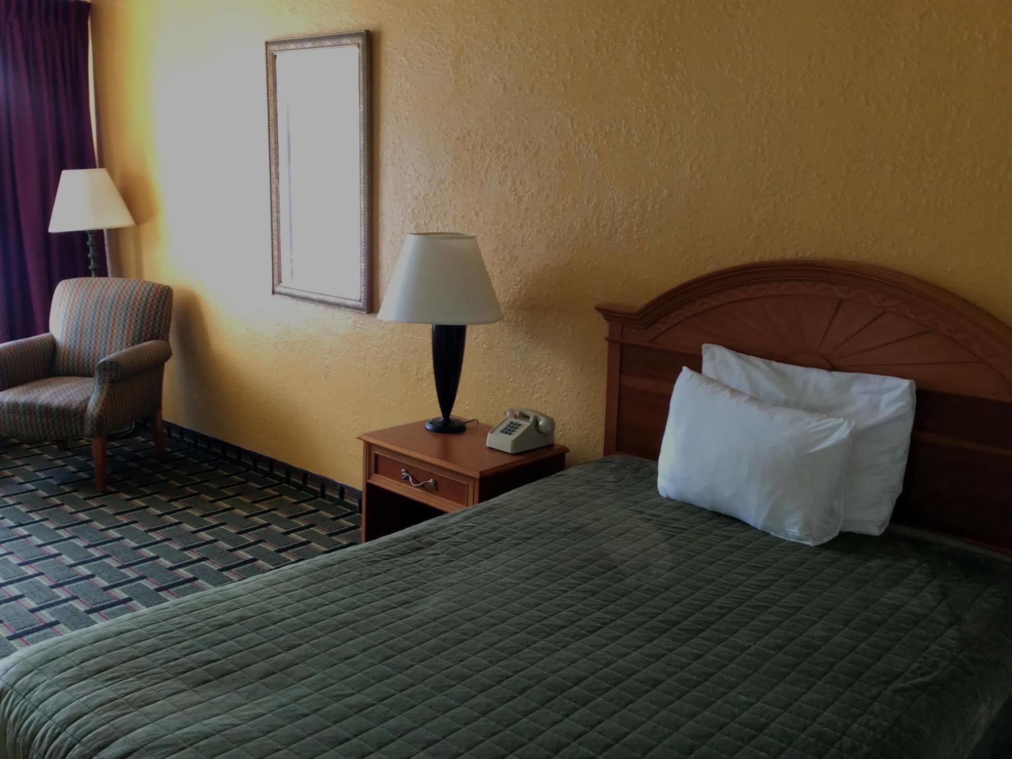 Rodeway Inn Denmark-Jackson Eksteriør bilde